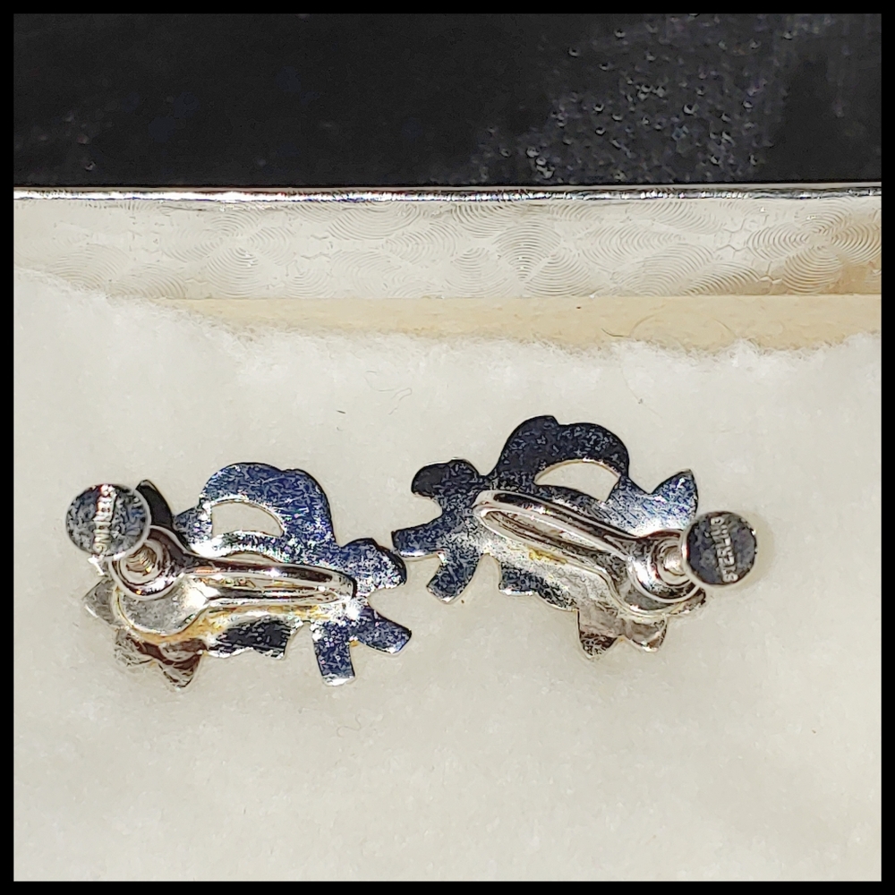 Vintage Sterling Bracelet and Earring Set - Picture 5 of 9